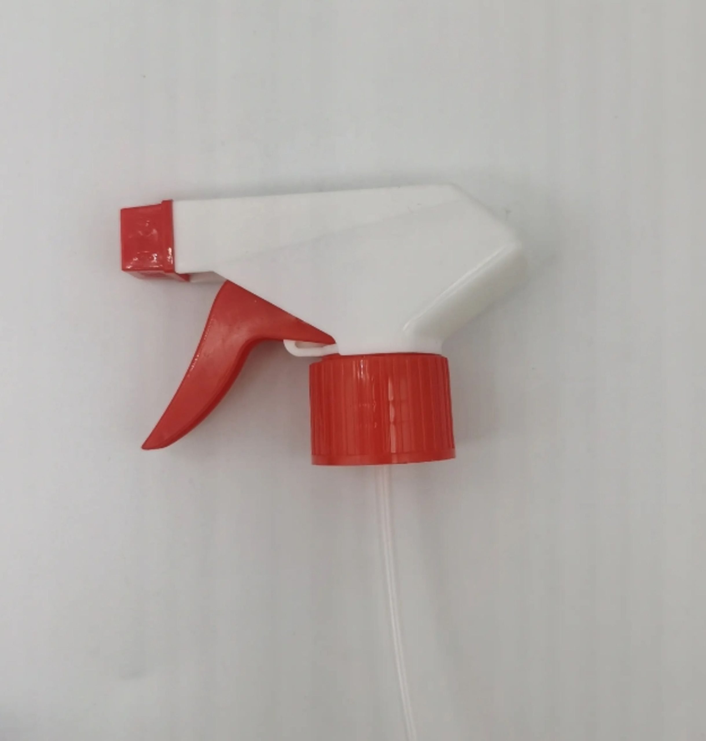 Red Replacement Trigger Pump Sprayer K101-13 0.85CC 28MM PP Material - Image 2