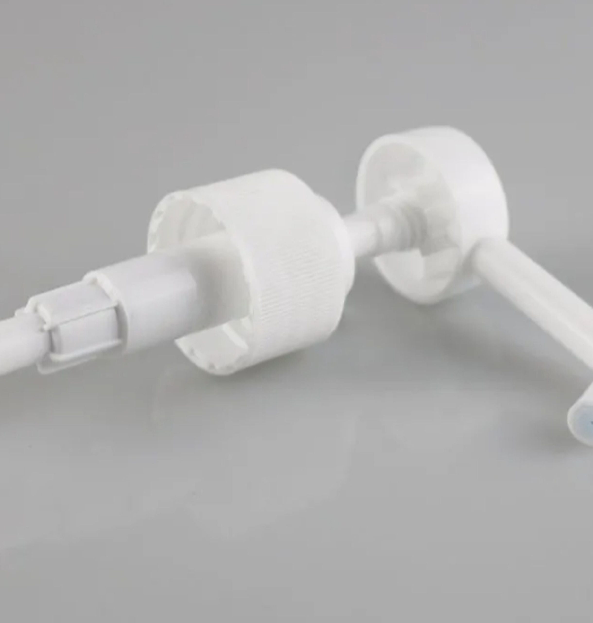PP Plastic Bottle Long Nazzle Dispenser Pump for Sanitizer - Image 3