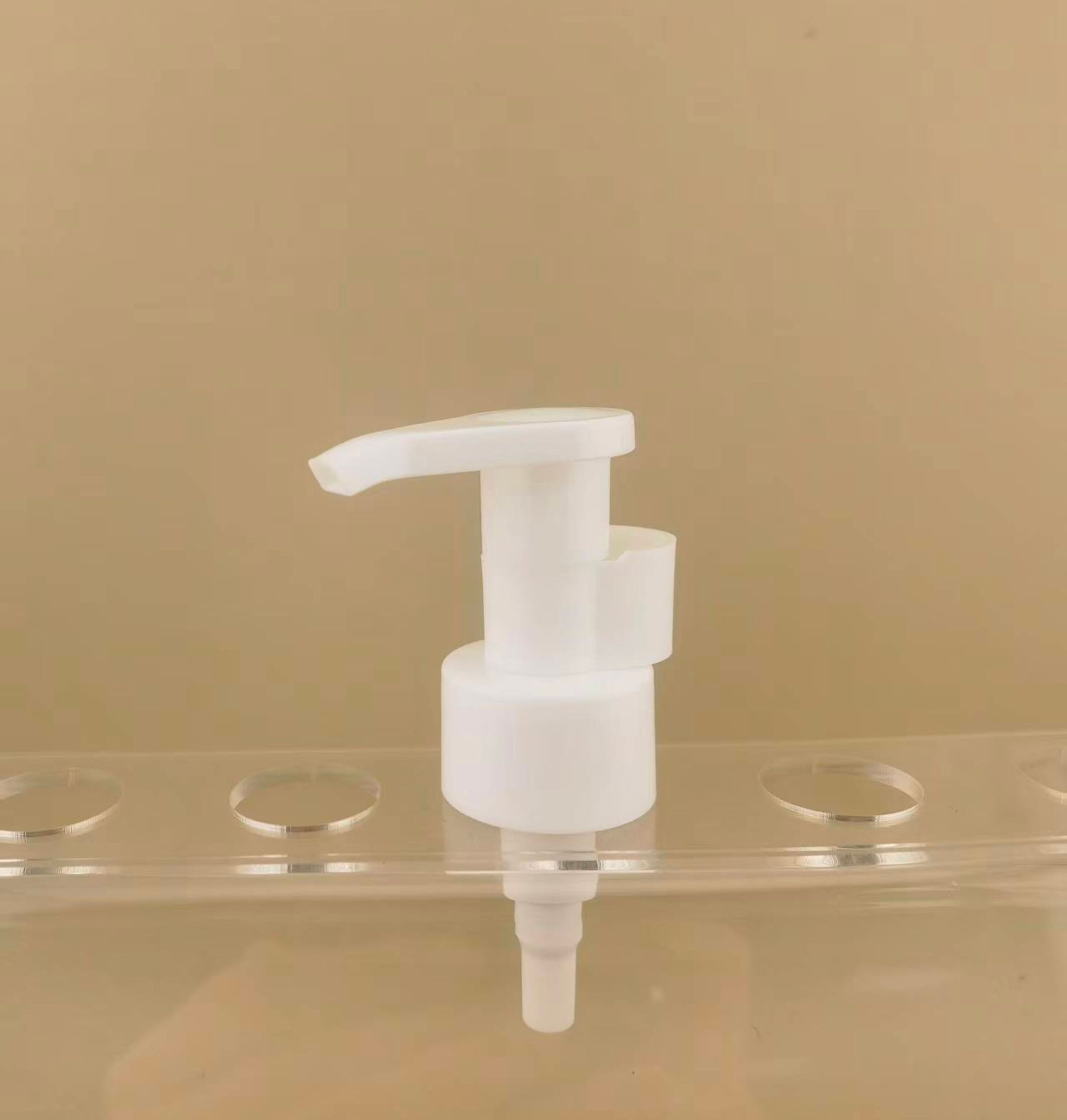 Lotion Dispenser Pump 0.9 - 1.0CC Neck 20 / 24 / 28 Oil Pump of K209-1 UV Lotion Dispenser Pump - Image 11