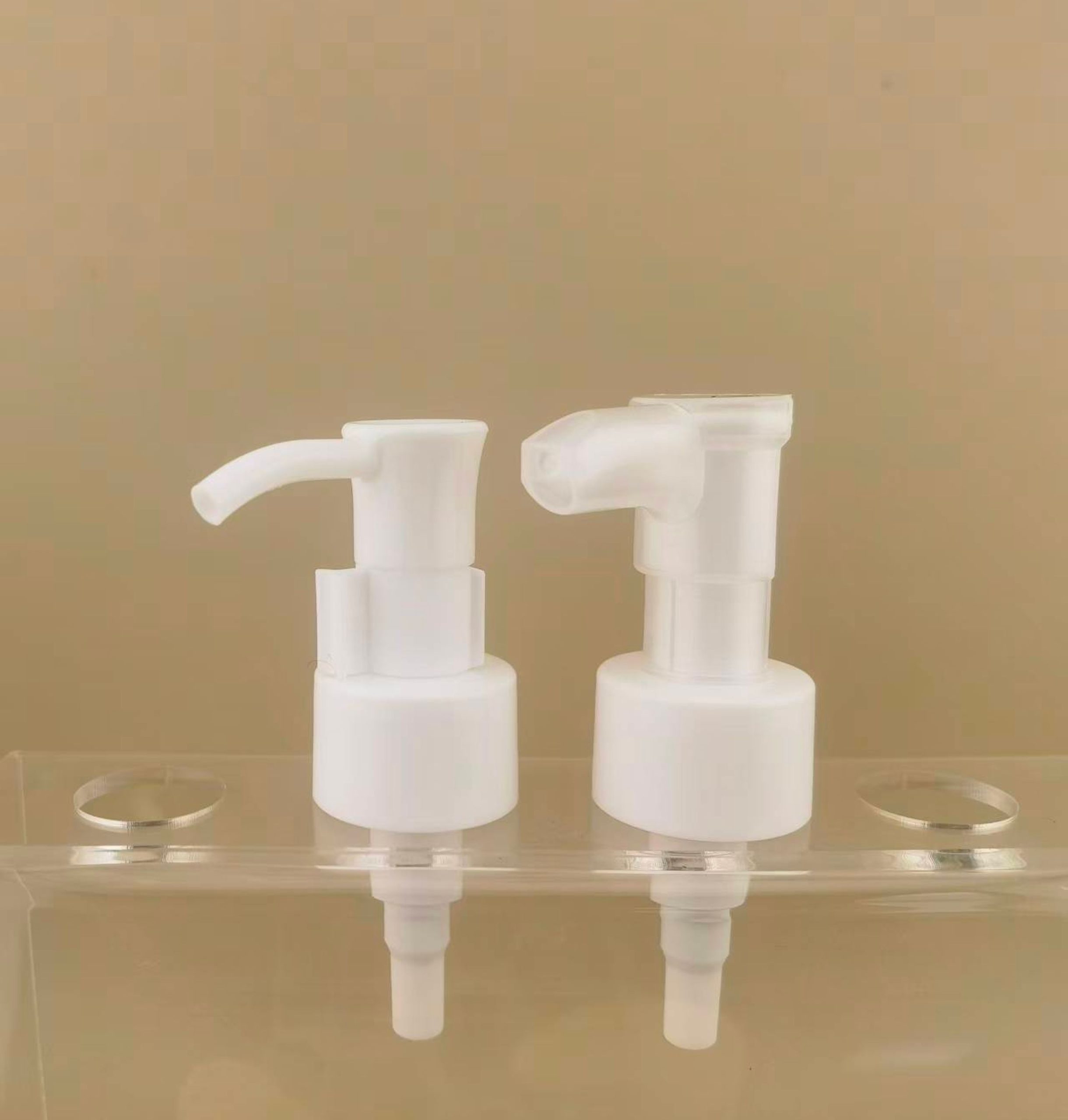 Lotion Dispenser Pump 0.9 - 1.0CC Neck 20 / 24 / 28 Oil Pump of K209-1 UV Lotion Dispenser Pump - Image 6
