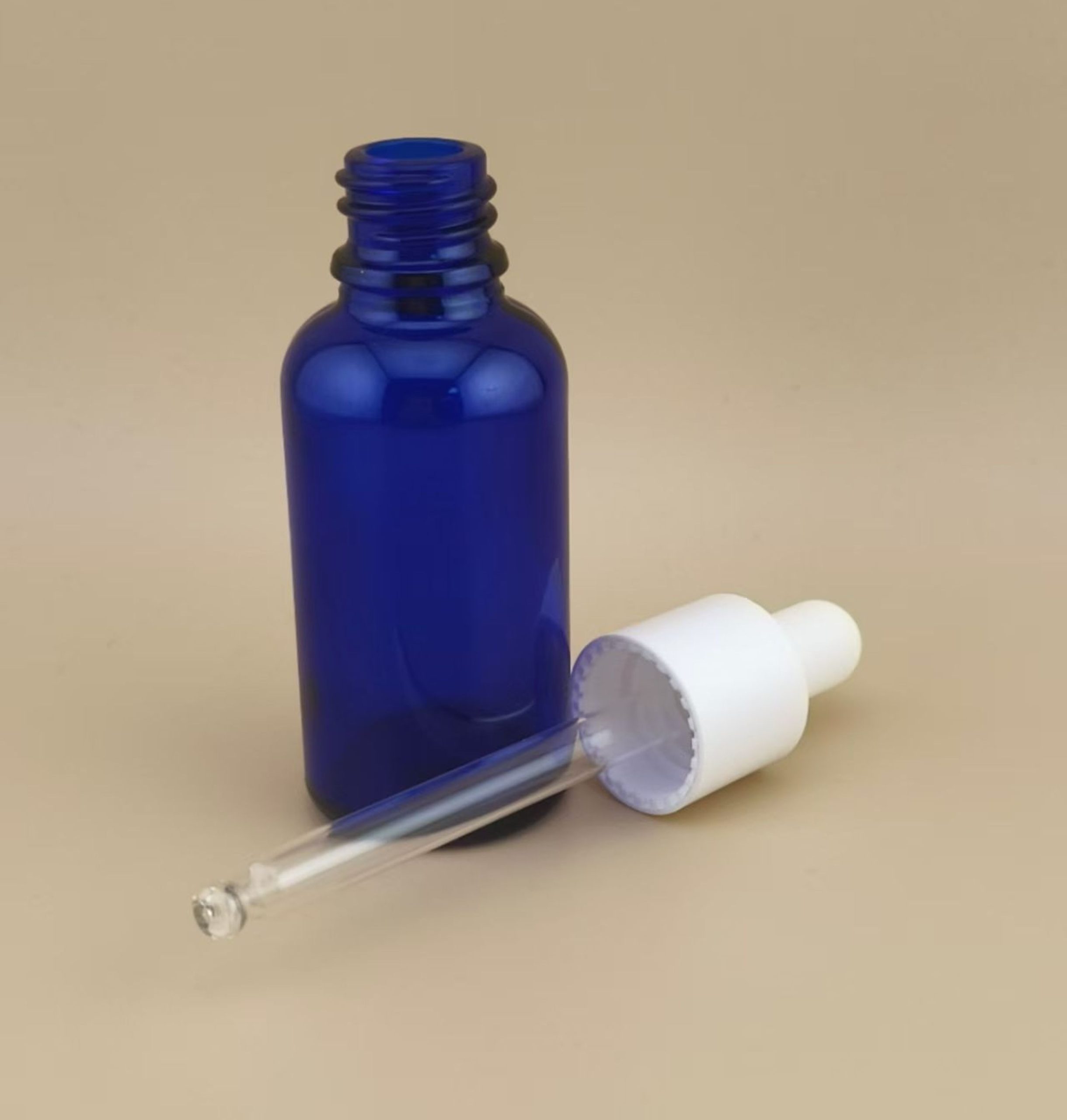 Delicate Design Clear Dark Blue Smooth Round Dropper Bottle for Skincare - Image 2