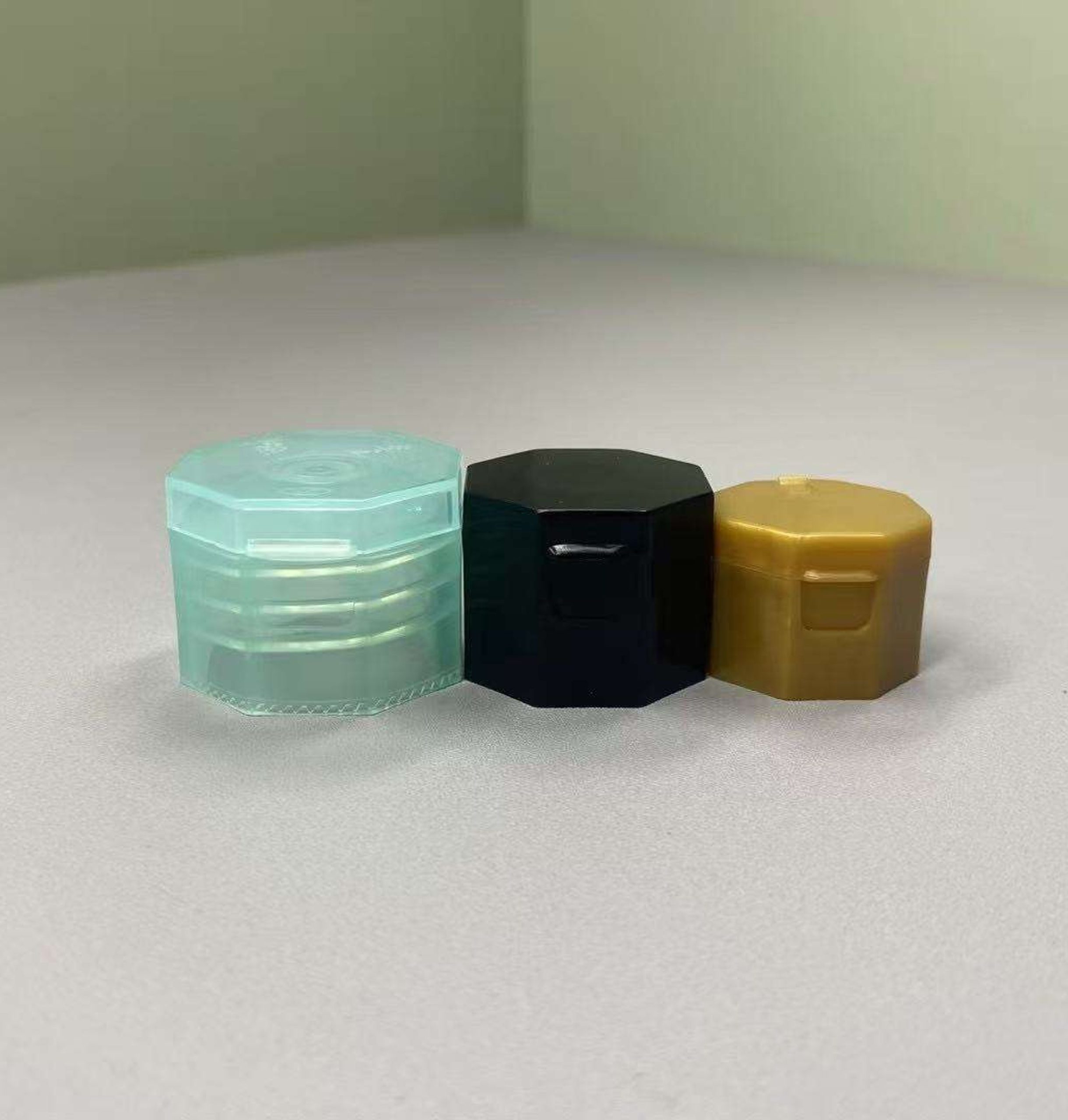 Octagon Shape 24mm Flip Top Caps Plastic Special Shape Snap Caps - Image 5